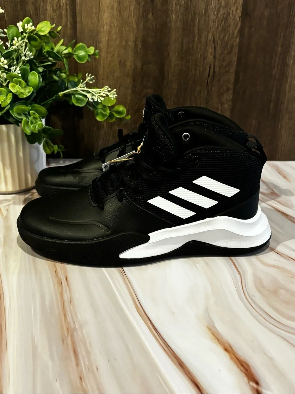 adidas stylish mid